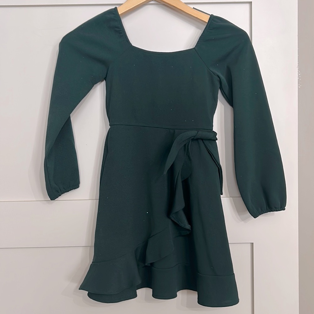 Girls size S (6-7) green dress